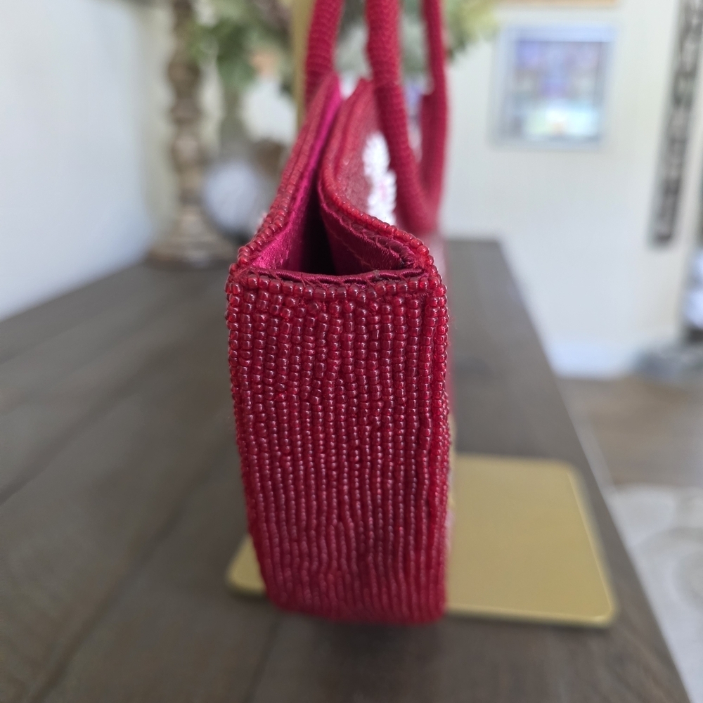 Vintage Inspired Red Beaded Floral Handbag - Picture 7 of 12